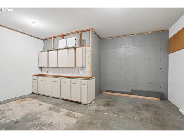 1224 TYNDALL Ct, Lake Oswego, OR 97034