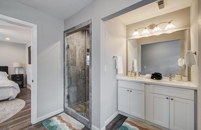 8018 Hammerly Boulevard, Houston, TX 77055