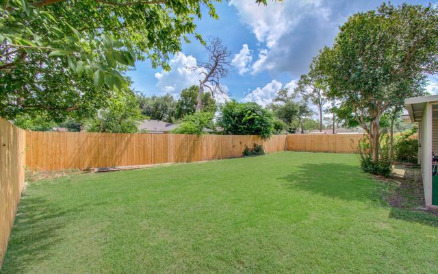 8018 Hammerly Boulevard, Houston, TX 77055