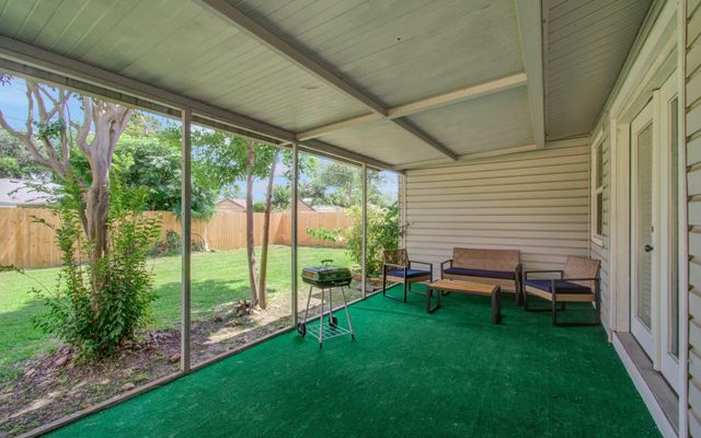8018 Hammerly Boulevard, Houston, TX 77055