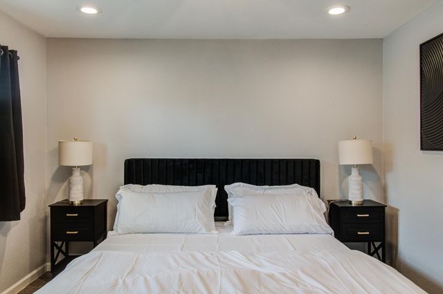 8018 Hammerly Boulevard, Houston, TX 77055