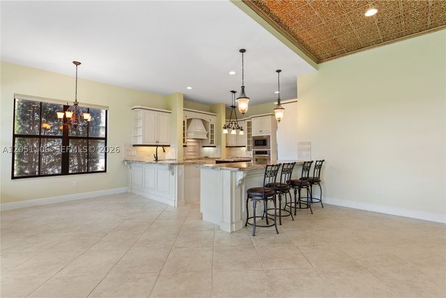 8420 NW 33rd St, Cooper City, FL 33024