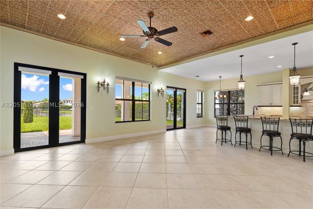 8420 NW 33rd St, Cooper City, FL 33024