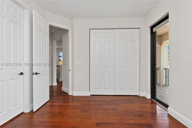 8420 NW 33rd St, Cooper City, FL 33024
