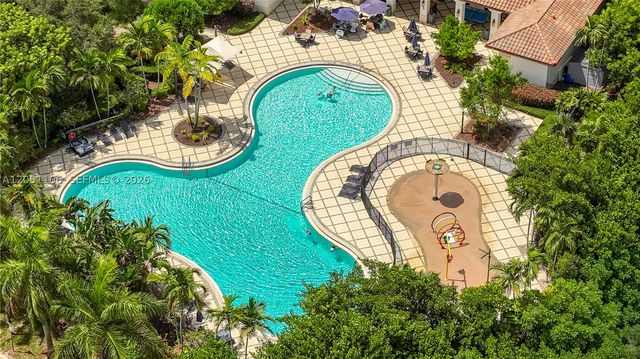 8420 NW 33rd St, Cooper City, FL 33024