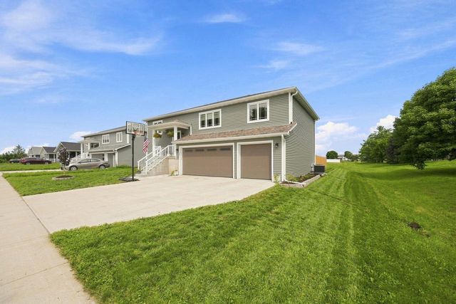 687 W Madison STREET, Jefferson, WI 53549