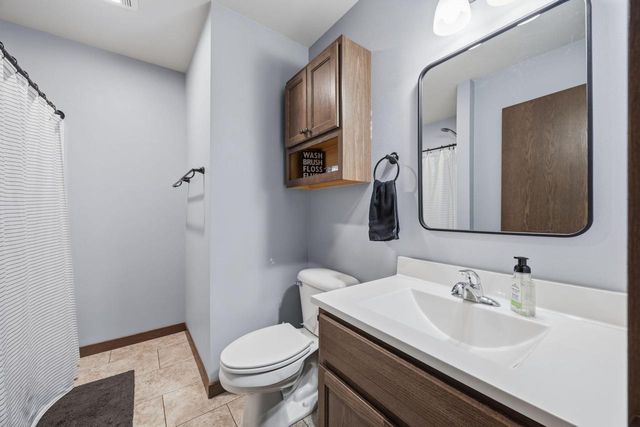 687 W Madison STREET, Jefferson, WI 53549