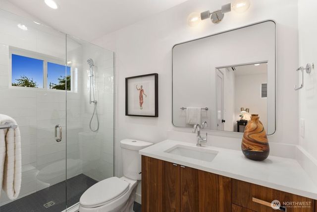 3932 S Angeline Street, Seattle, WA 98118
