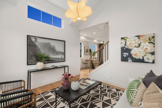 3932 S Angeline Street, Seattle, WA 98118