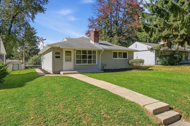3223 N 83rd STREET, Milwaukee, WI 53222