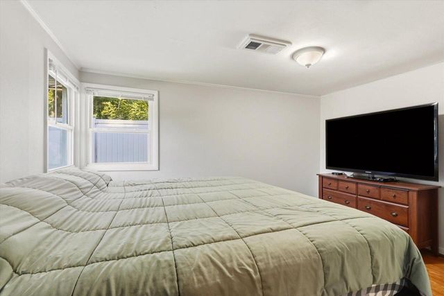 3223 N 83rd STREET, Milwaukee, WI 53222