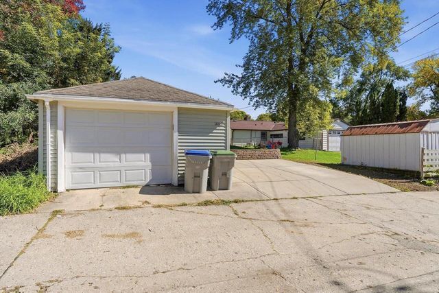 3223 N 83rd STREET, Milwaukee, WI 53222