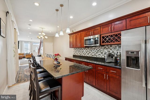 1319 SNYDER AVE, Philadelphia, PA 19148