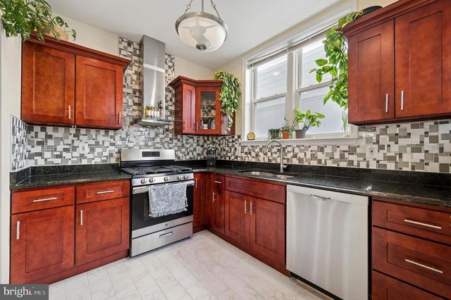 1319 SNYDER AVE, Philadelphia, PA 19148