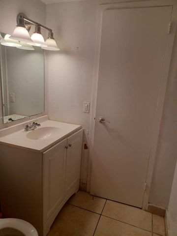 1805 Sans Souci Boulevard 331, North Miami, FL 33181