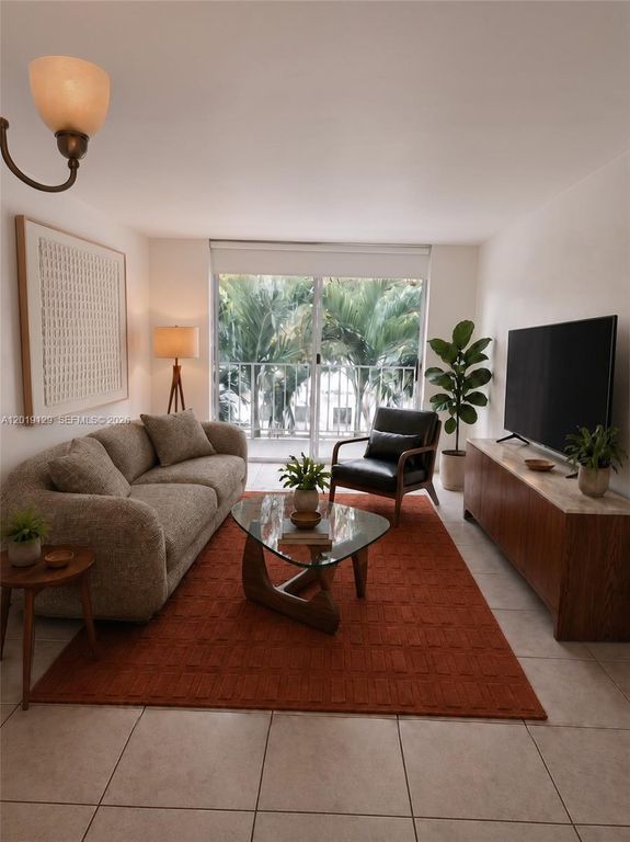 1805 Sans Souci Boulevard 331, North Miami, FL 33181
