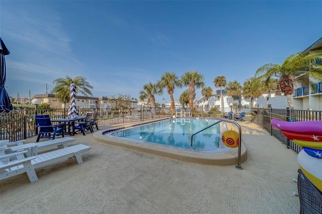 11650 CAPRI CIRCLE S 105, Treasure Island, FL 33706