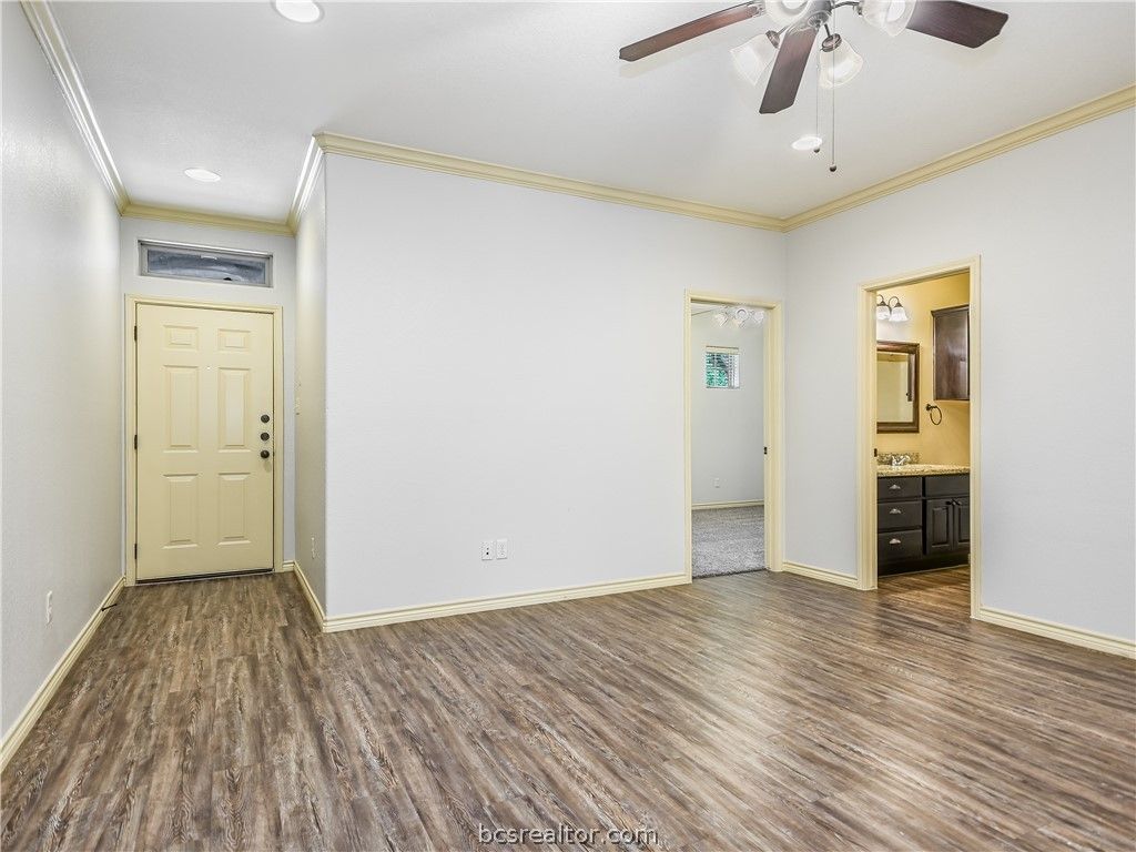 3206 Cullen, College Station, TX 77845 — photo 4