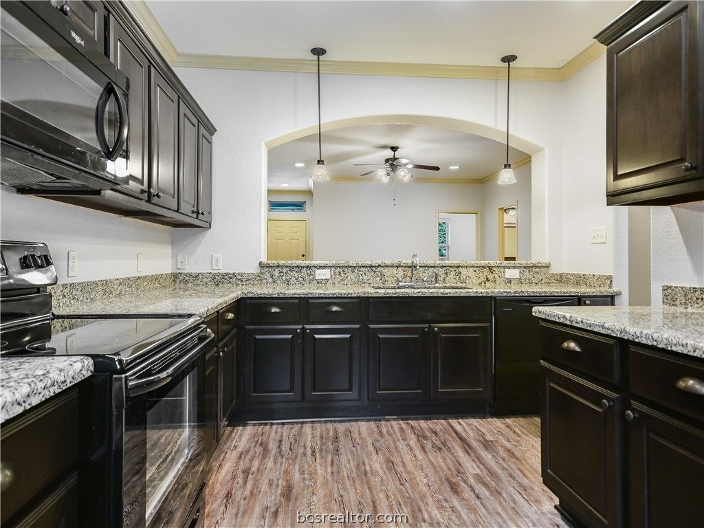 3206 Cullen, College Station, TX 77845 — photo 5