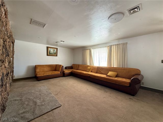 1560 Rocking Horse Drive, Henderson, NV 89002