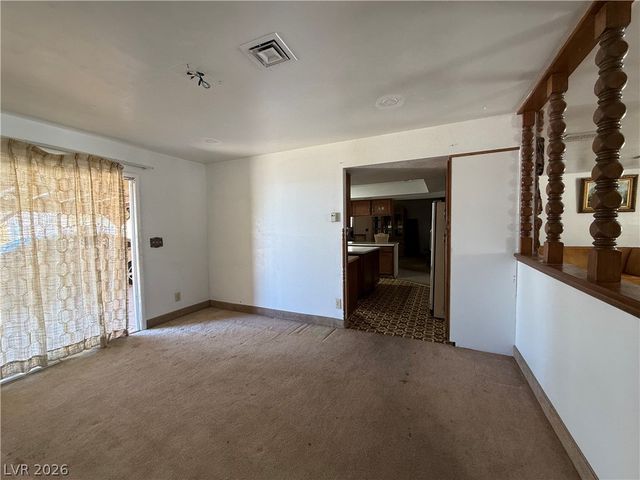 1560 Rocking Horse Drive, Henderson, NV 89002