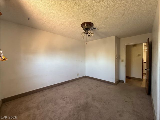1560 Rocking Horse Drive, Henderson, NV 89002