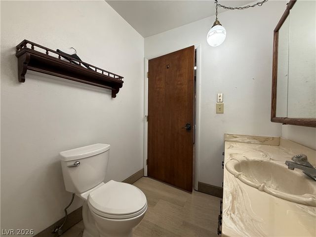 1560 Rocking Horse Drive, Henderson, NV 89002