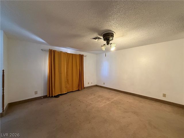 1560 Rocking Horse Drive, Henderson, NV 89002