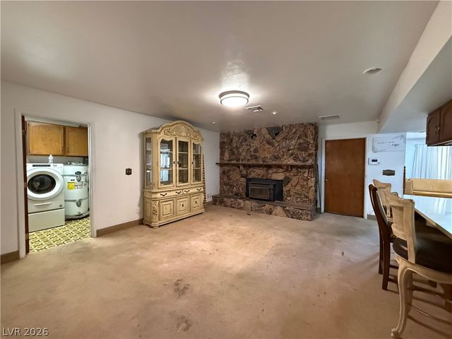 1560 Rocking Horse Drive, Henderson, NV 89002