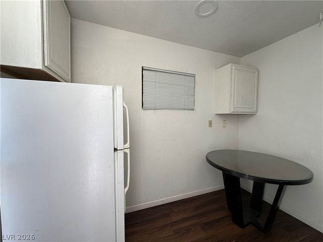 1560 Rocking Horse Drive, Henderson, NV 89002