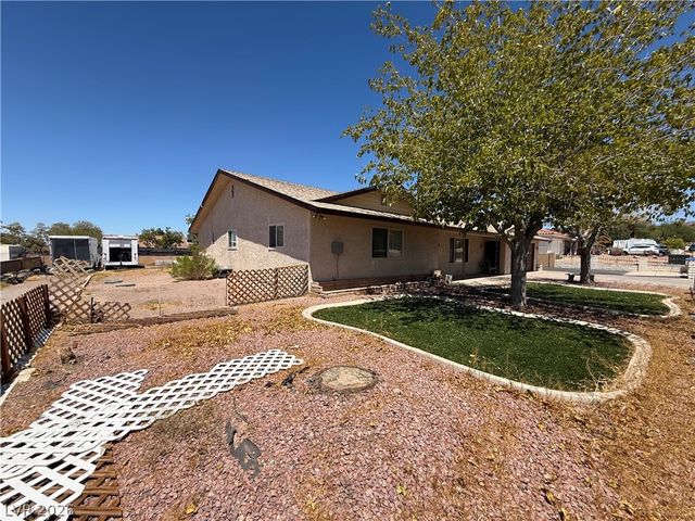 1560 Rocking Horse Drive, Henderson, NV 89002
