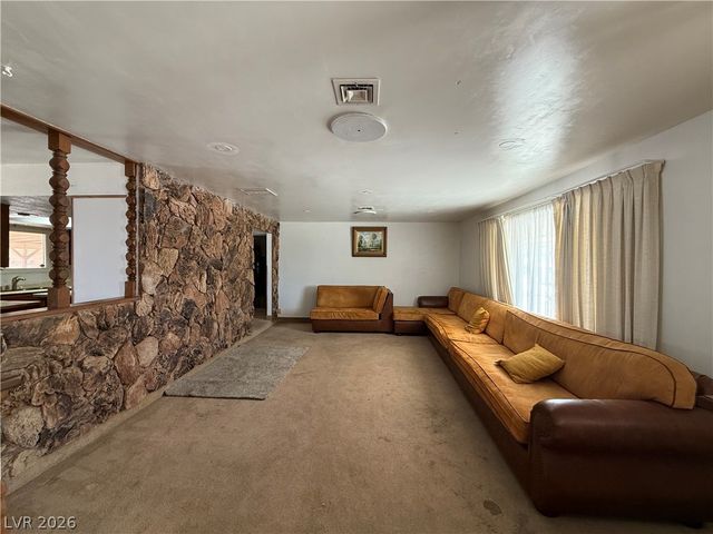1560 Rocking Horse Drive, Henderson, NV 89002