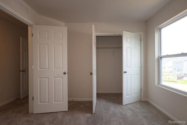 362 Hidden River, Holly, MI 48442
