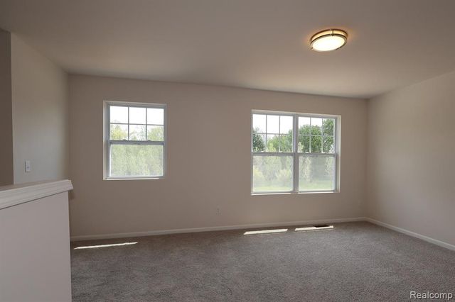 362 Hidden River, Holly, MI 48442