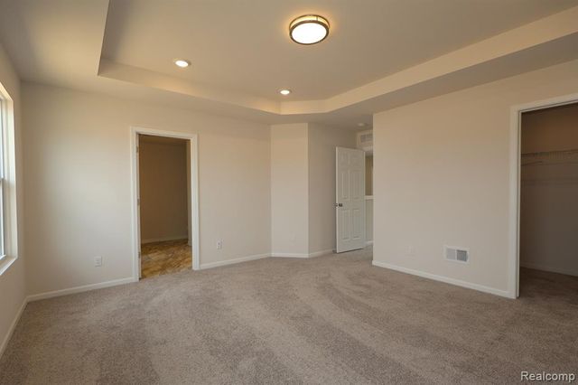 362 Hidden River, Holly, MI 48442