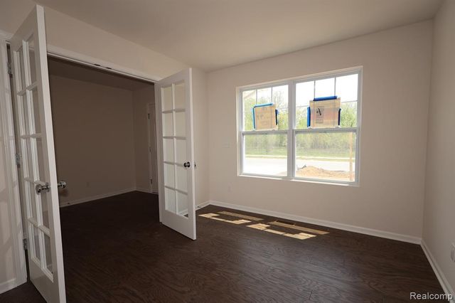 362 Hidden River, Holly, MI 48442