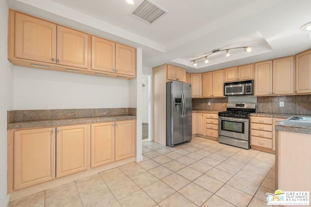 3020 Calle Loreto, Palm Springs, CA 92264