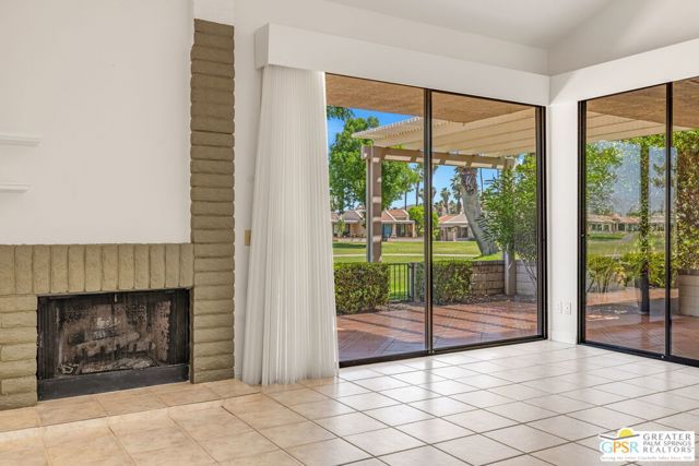 3020 Calle Loreto, Palm Springs, CA 92264