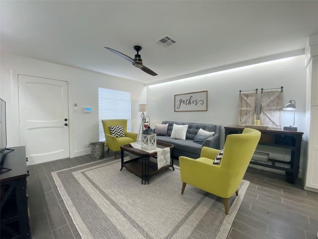 1801 Huldy St Street G4, Houston, TX 77019