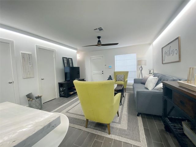 1801 Huldy St Street G4, Houston, TX 77019