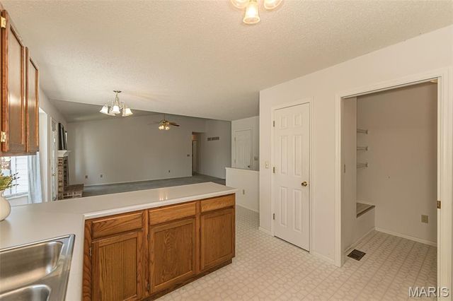216 Maple Point Drive, St Charles, MO 63304
