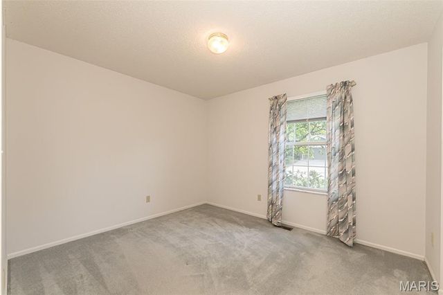 216 Maple Point Drive, St Charles, MO 63304