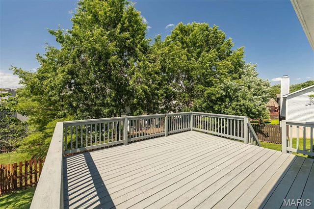 216 Maple Point Drive, St Charles, MO 63304