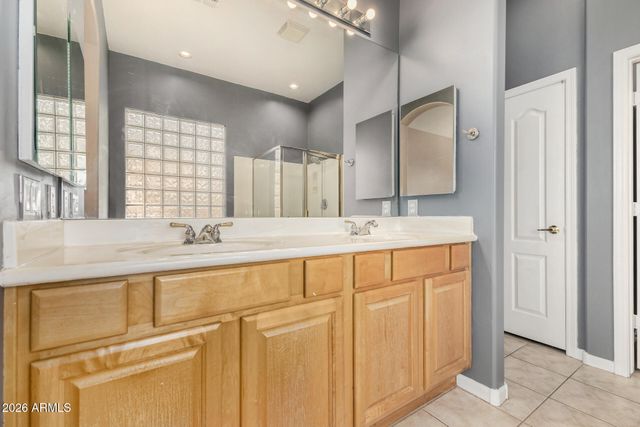 7233 W COTTONTAIL Lane, Peoria, AZ 85383