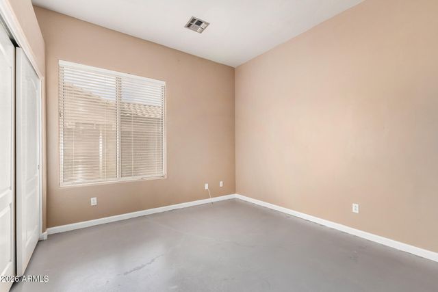 7233 W COTTONTAIL Lane, Peoria, AZ 85383