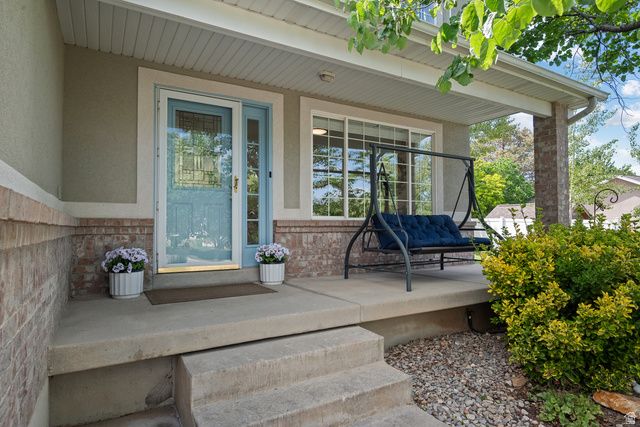 12374 S LAMPTON VIEW DR, Riverton, UT 84065