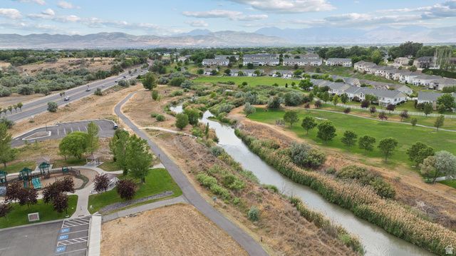 12374 S LAMPTON VIEW DR, Riverton, UT 84065