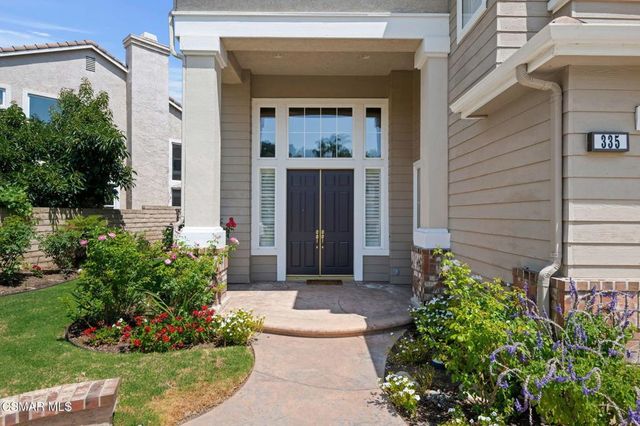 335 Kitetail Street, Simi Valley, CA 93065