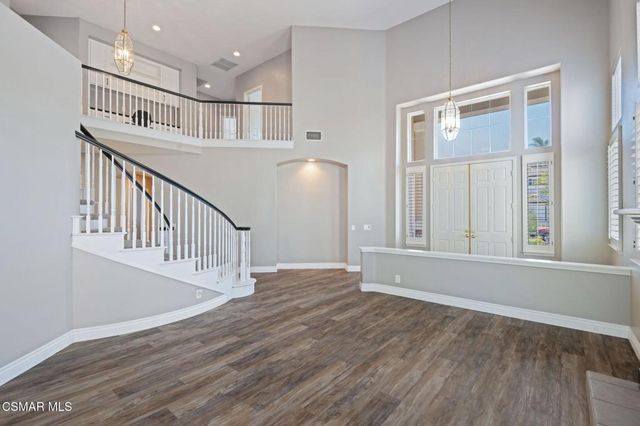 335 Kitetail Street, Simi Valley, CA 93065