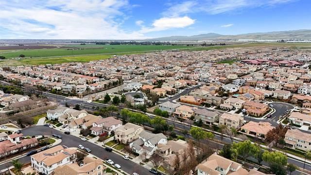 310 Ashlee Avenue, Tracy, CA 95391